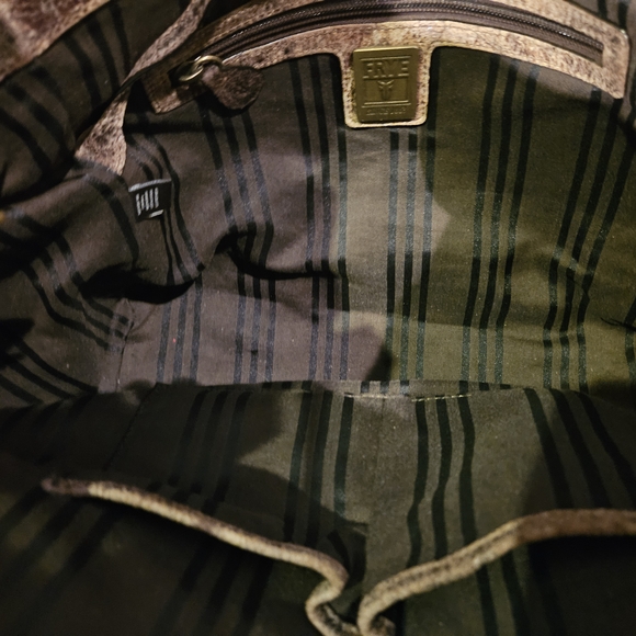 RESERVED For Amanda DO NOT BUY Frye Distressed Brown Studded Shoulder Bag - Picture 6 of 8